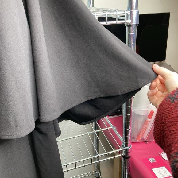 Calvin Klein Black Elegant Cape Overlay Dress Size 22W Minimalist Old Money - Picture 9 of 12